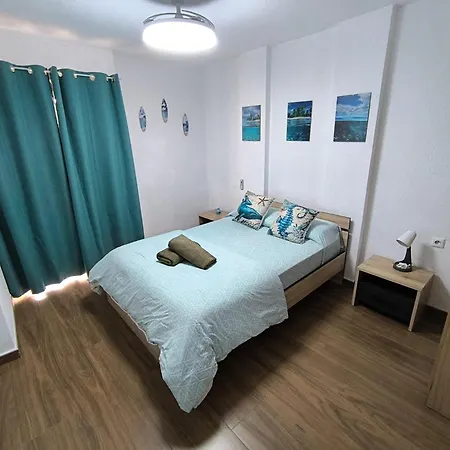 Sunny Flat With Huge Terrace! Close Downtown! *