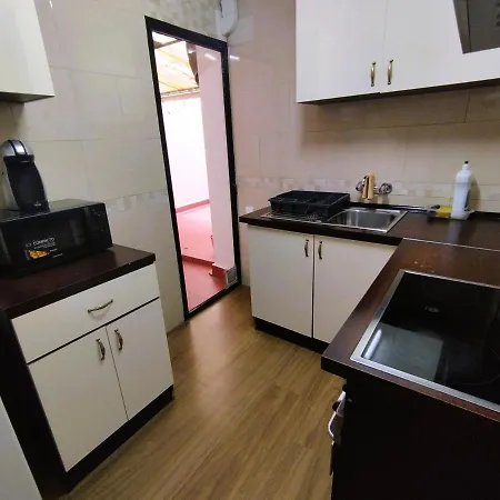 Appartement Sunny Flat With Huge Terrace! Close Downtown!