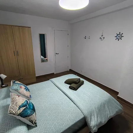 Sunny Flat With Huge Terrace! Close Downtown! Αλικάντε