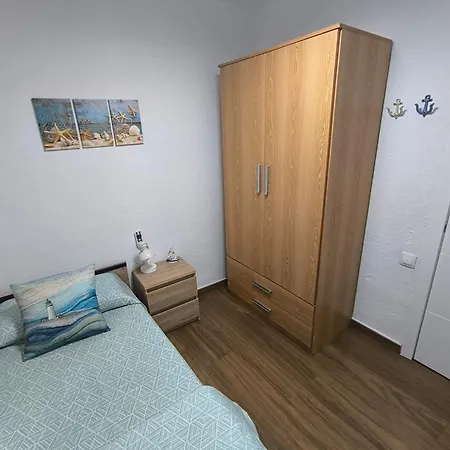Sunny Flat With Huge Terrace! Close Downtown! Alicante